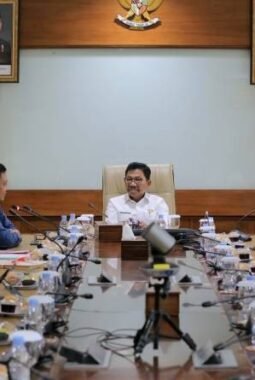 Pemkot Tangerang Terima 116 Sertifikat Aset Negara 