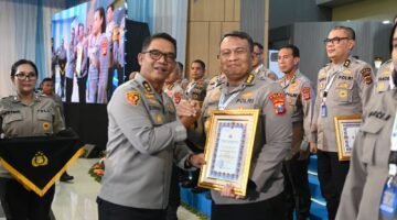 Biro Logistik Polda Jatim Raih 2 Penghargaan Pemanfaatan BMN dan Pelaporan Terbaik