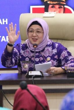 Luncurkan Sekolah Gender, Wabup Intan Dorong Peran Perempuan Sebagai Solusi Pembangunan
