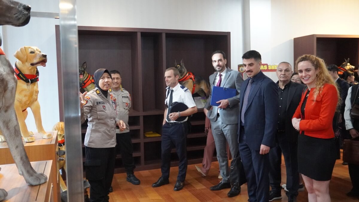 Kunjungan kehormatan dari Delegasi Keamanan Prancis dalam acara “Audiensi dan Dialog Strategis” yang berlangsung di Aula Samapta Reksabaya Adipradana, Korsabhara Baharkam Polri, Selasa (3/2/2026) (foto/Bidhumas)