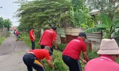 Bergotong Royong, Program Jumat Bersih Rutinitas Pemerintah Desa Kosambi 