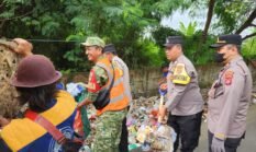 Gerakan Indonesia Asri, Polsek Rajeg Polresta Tangerang Gelar Korve di Desa Lembangsari
