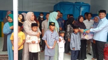 HUT Partai Gerindra Ke 18 Tahun Berikan Santunan Kepada 100 Anak Yatim 