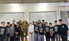 Menyambut Bulan Suci Ramadhan 1447 Hijriyah Pemuda Muslim Kedaung Pasar Pawai Obor Kenakan Pakaian Unik  