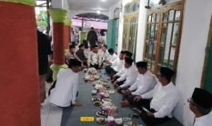 Bupati Tangerang Maesyal Rasyid Bukber dan Tarawih Keliling di Masjid Jami Baitun Nuur