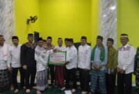 ‎Tim 7 Wakili Bupati Tangerang Tarling di Masjid Atuqo dan Berikan Bantuan (foto/soleh) 