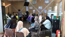 Suasana Pelayanan di Kantor Dinas Sosial Kota Tangerang (foto/hms) 