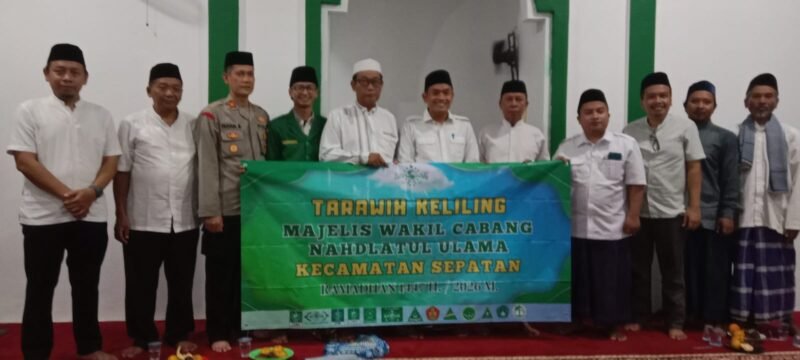 Suasana Tarling Pemerintah Kecamatan Sepatan di Musolah Al Baniah Desa Kayu Bongkok (foto/jml) 