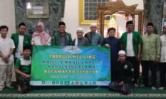 Camat Sepatan dan NU kecamatan Sepatan Terawih keliling di Masjid Jami Nurul Iklas Desa Kayu Agung