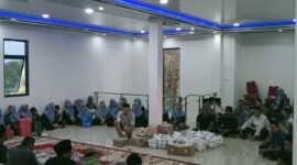 Kegiatan Pemerintah Desa Buaran Jati Kecamatan Sukadiri Kabupaten Tangerang Buka Puasa Bersama (Bukber) bareng unsur masyarakat. (foto/Ast) 