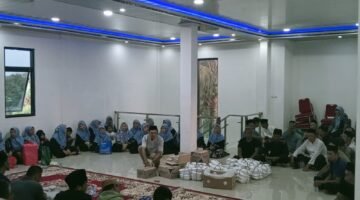 Kegiatan Pemerintah Desa Buaran Jati Kecamatan Sukadiri Kabupaten Tangerang Buka Puasa Bersama (Bukber) bareng unsur masyarakat. (foto/Ast) 