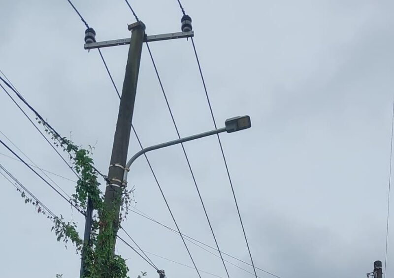 Kondisi penerangan jalan umum (PJU) yang tidak berfungsi alias Mati (foto/istimewa) 