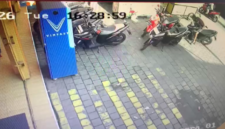 Hasil rekaman CCTV, aksi Curanmor di Sepatan Timur (foto/istimewa)