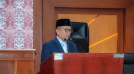 Gubernur Banten Andra Soni pada Rapat Paripurna dalam rangka Hari Ulang Tahun (HUT) ke-33 Kota Tangerang (foto/hms) 