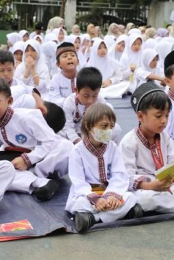 Penguatan nilai-nilai Keagamaan Melalui Pasantren Ramadan SD-SMP Se Kota Tangerang 