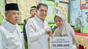Bupati Tangerang hadiri Pendistribusian Zakat, Infak, dan Sedekah (ZIS) bersama Baznas Kabupaten Tangerang di MIN Pagedangan