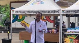 Sekretaris Daerah (Sekda) Kabupaten Tangerang, Soma Atmaja saat membuka Bazar Ramadhan 1447 Hijriah Tahun 2026 (foto/hms) 