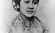 Peringatan Hari Kartini: Raden Ajeng Kartini Tokoh Perempuan dan Pahlawan Nasional Indonesia 
