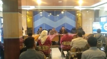 Fahrur Rozi Tuding Kades Kronjo Ngaco, Jawab Tidak Tahu Soal Hak Pengelolaan Wisata Pulau Cangkir
