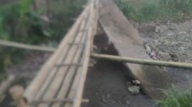 Kondisi Jembatan yang  menghubungkan antara Desa Muaradua dan Desa Citamiang Kecamatan Kadudampit Kabupaten Sukabumi 