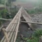 Kondisi Jembatan yang  menghubungkan antara Desa Muaradua dan Desa Citamiang Kecamatan Kadudampit Kabupaten Sukabumi 