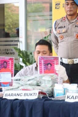Polresta Tangerang Bongkar Peredaran 37 Ribu Butir Obat Keras Ilegal