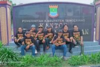 Foto bersama jajaran Ikatan Jurnalis Sepatan untuk Bersatu Bersama Mendukung Pembangunan Wilayah 