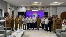 Bupati saat menerima pengurus Badan Persiapan Pemekaran Daerah (Bappeda) Tangerang Utara di Aula Pendopo Bupati Tangerang