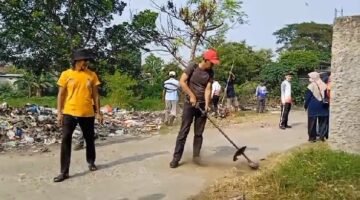 Korvei Jumat Bersih Desa Pisangan Jaya, Kecamatan Sepatan dan UPTD-9 Tingkatkan Semangat Gotong Royong