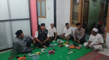 Kapolsek Sepatan Hadiri Tahlil Malam Ke-4 Orang Tua, Ketua Ikatan Jurnalis Sepatan