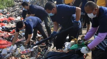 Bupati Tangerang Bersama Kapolresta Tangerang Corve Jum’at Bersih dukung program Indonesia ASRI 