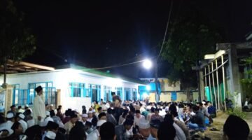 Masyarakat Padati Haul Akbar Abuya Muhidin