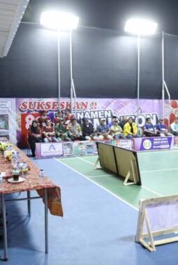 Walikota Tangerang buka Turnamen Badminton Beregu Antar Kelurahan Piala Camat 2026