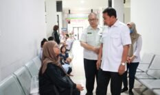 Bupati Tangerang Cek Kebersihan dan Layanan Kesehatan Puskesmas 