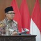 Wali Kota Batu, Nurochman, saat menyampaikan rancangan anggaran 2027 (foto/shereen) 