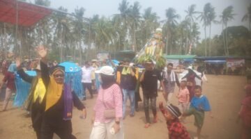 Memperingati HUT ke-43 Tahun, Desa Marga Mulya menggelar Ruwatan Bumiย