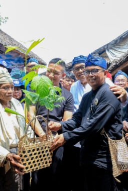 ​Pemprov Banten Tegaskan Komitmen Lestarikan Lingkungan dan Adat Baduy di HUT ke-8 PUB